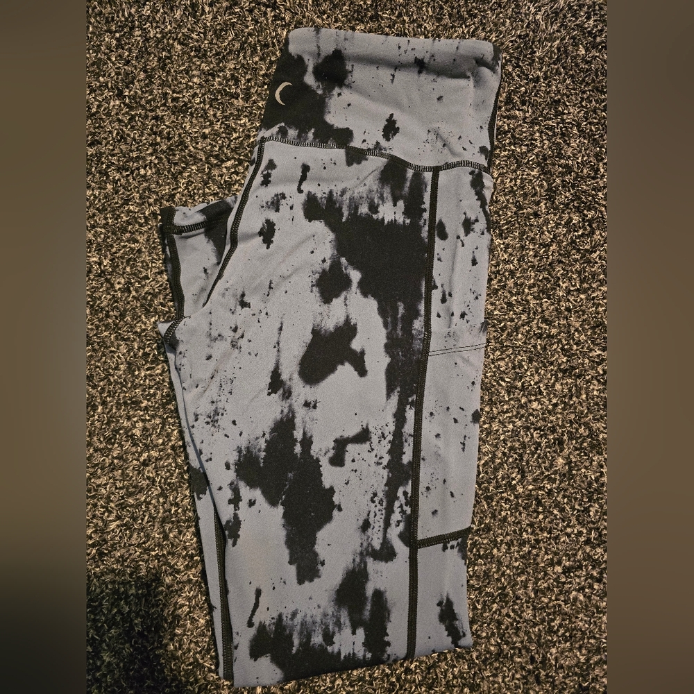 Zyia leggings